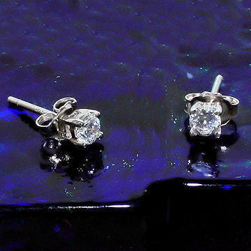 S925 Sterling Silver Female Insert Diamond Simulated Diamond Stud Gift  Earrings - China Earrings and Stud Earrings price | Made-in-China.com